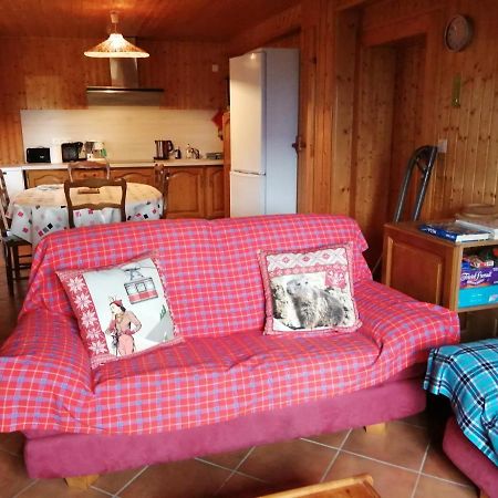 Bel appartement au rez de chaussée d'un chalet Jarrier Esterno foto